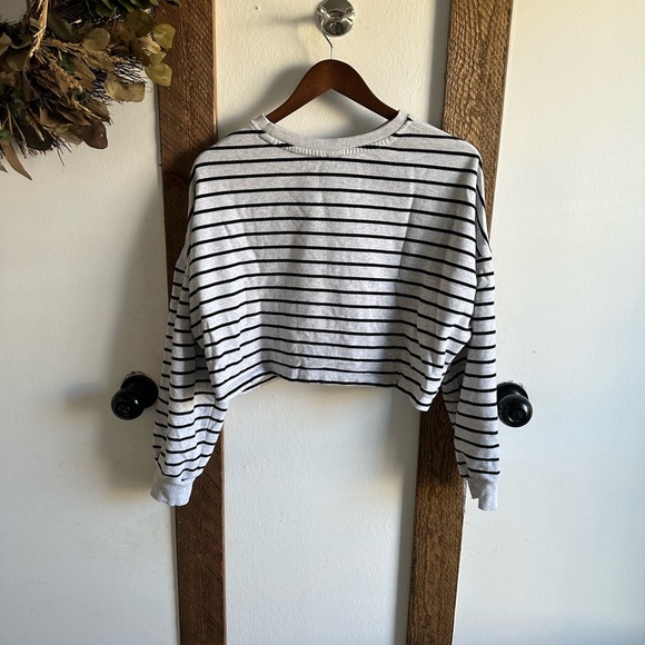 Calvin Klein Performance Cropped Sweatshirt Striped Logo Front Women’s Size M - Picture 5 of 12
